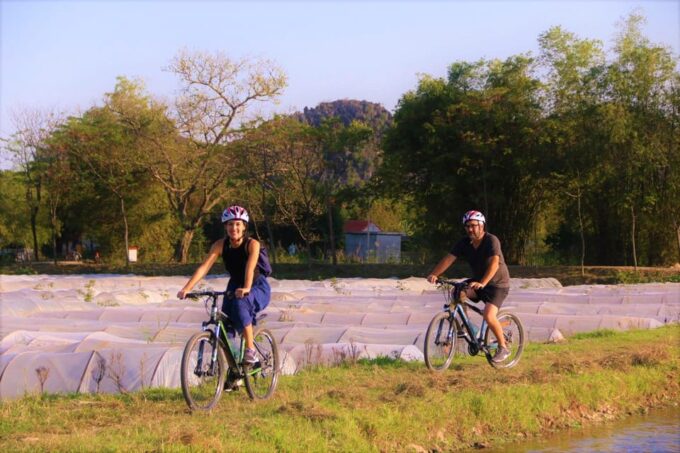 Private Luxury 1 Day Tour: Trang An, Mua Cave, Bich Dong - Booking Information