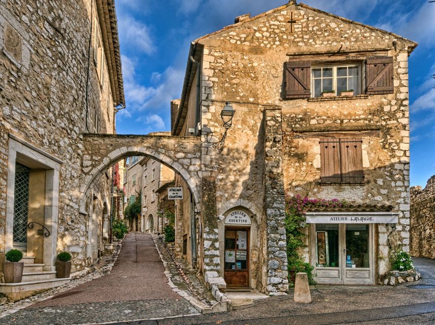 Private Tour: the Most Beautiful Medieval Villages, Full Day - Booking Information