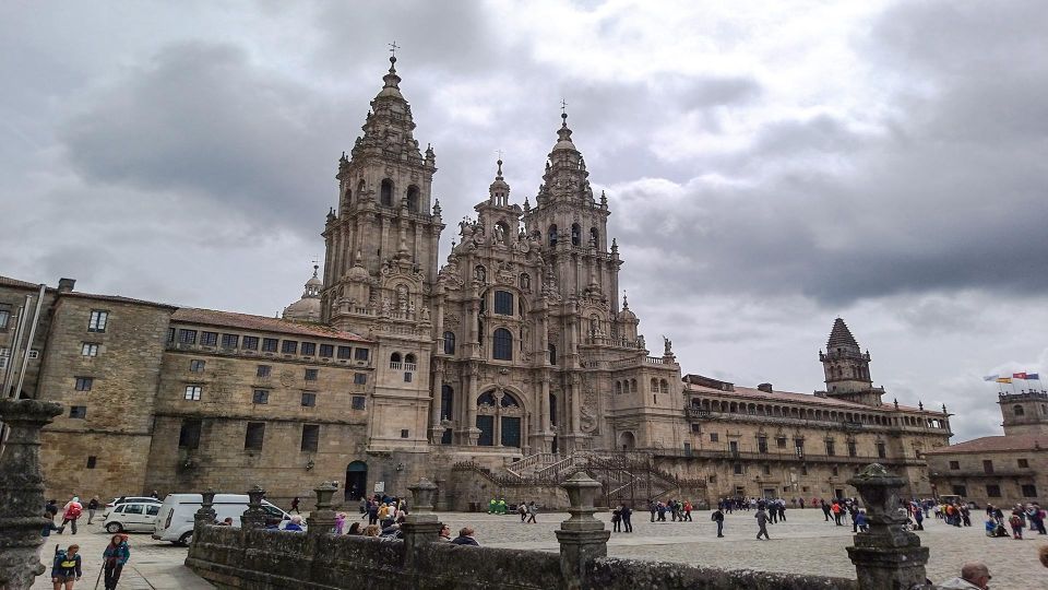 Private Tour to Santiago De Compostela and Its Cathedral - Tour Operation and Policies