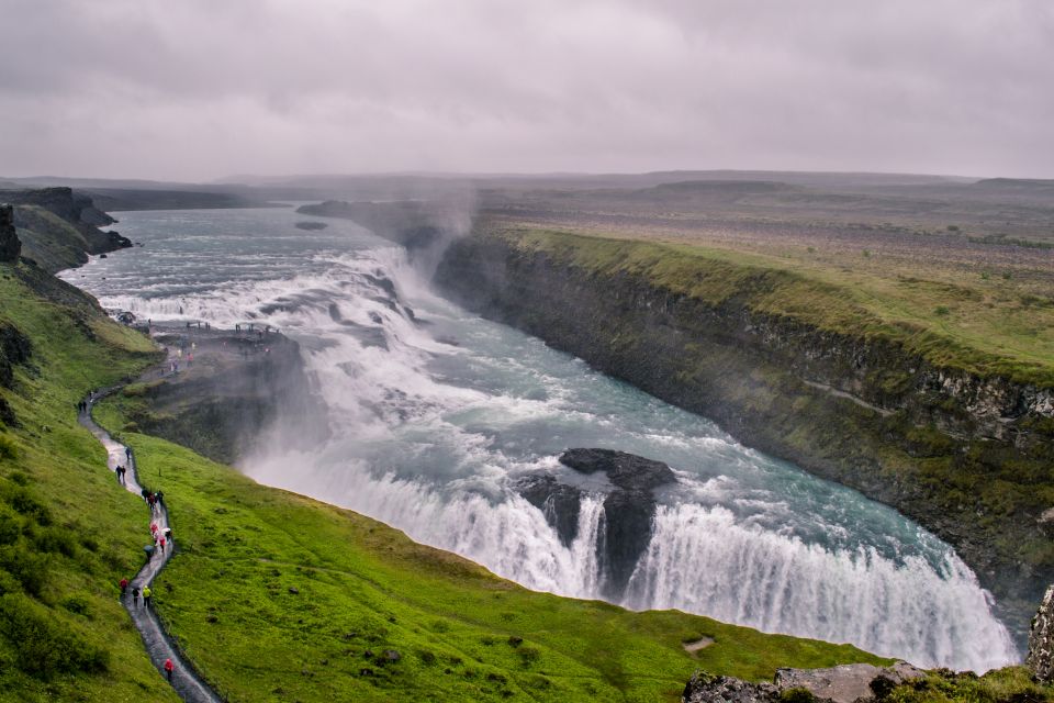 Reykjavik: Golden Circle, Tomato Farm and Kerið Crater Tour - Kerið Crater