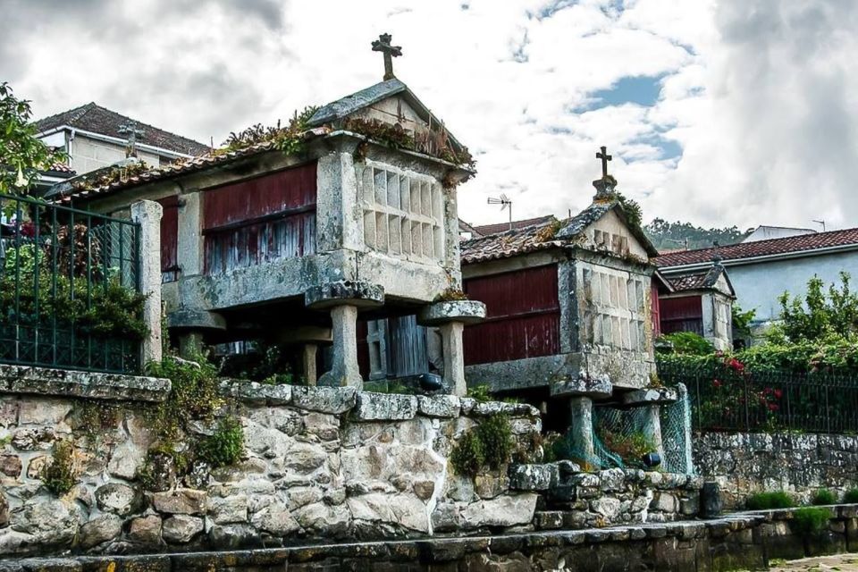 Rías Baixas: Guided Day Tour From Santiago With Boat Ride - Cambados Exploration