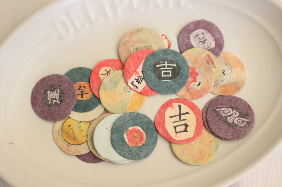 Romantic Mizuhiki Knot and Omikuji Washi Charm Workshop Ueno - Experience With a Cat