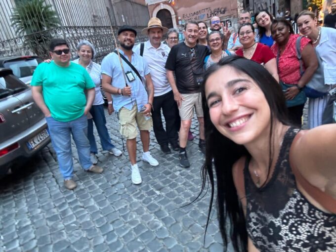 Rome: Guided Walking Tour With Drinks in Local Bars - Discovering Historical Facts and Events