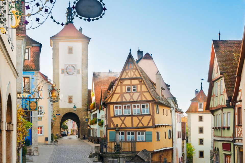 Rothenburg: First Discovery Walk and Reading Walking Tour - Tips for a Great Experience