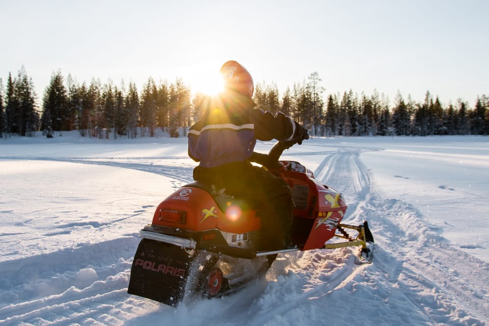 Rovaniemi: Santa Claus Village Tour, Reindeer Ride and Lunch - Tips for a Great Experience