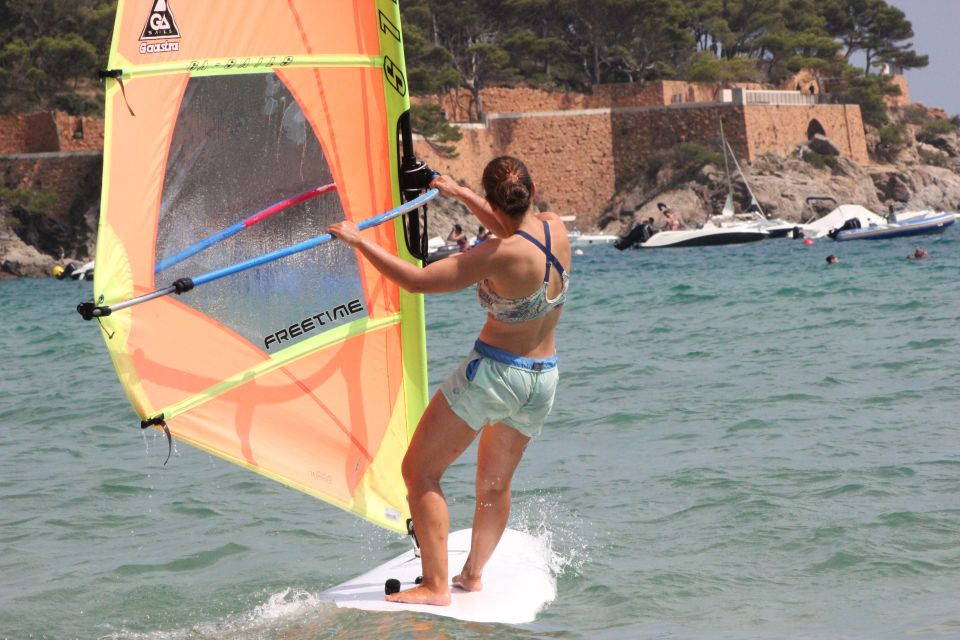 S'Agaró - Costa Brava: 2-hour Windsurfing Lesson - Instructor Qualifications