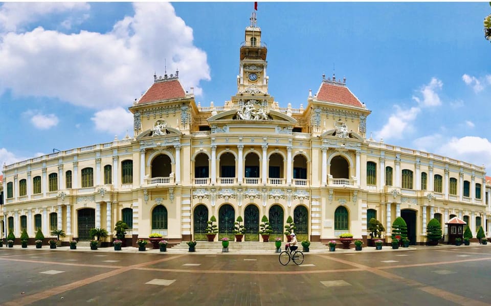 Saigon City Half Day Tour - Jade Emperor Pagoda