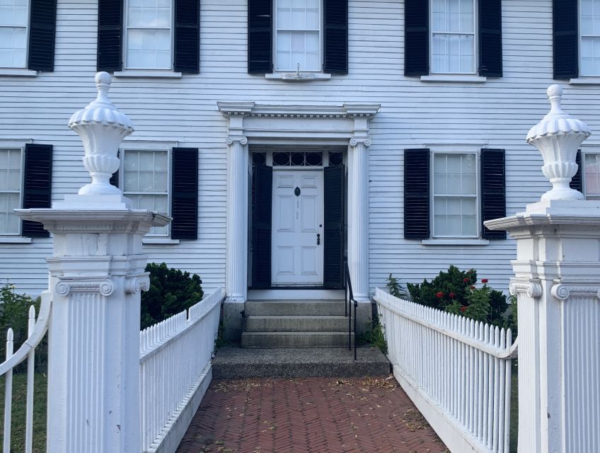 Salem: Self-Guided Ghost Tour - Discovering Salems Ghostly Past