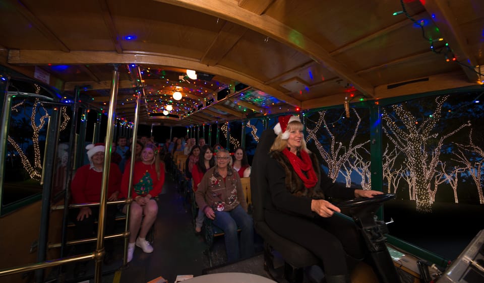 San Diego: Holiday Lights and Sights Trolley Tour - Sights and History