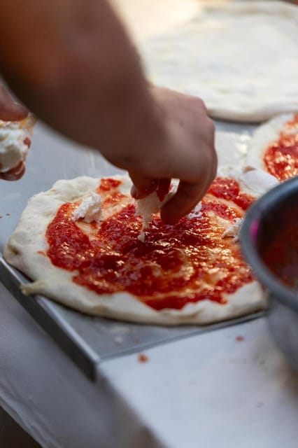 San Gimignano: Pizza Cooking Class With Lunch & Wine - Meet Your Chef