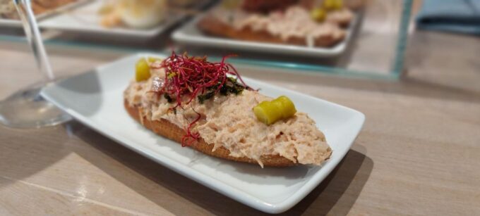 San Sebastián Pintxos Tour: Delicious Food, Drink & Ambience - Dietary Accommodations and Considerations