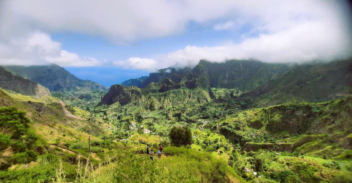 Santo Antão: Full Day Island Tour & Visit to Cova De Paul - Local Agriculture and Fishing