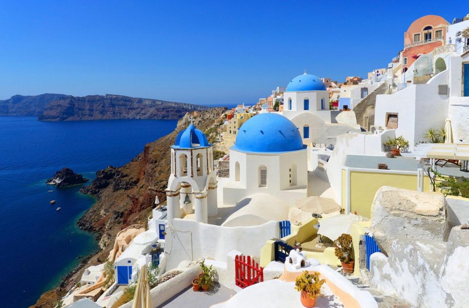 Santorini: 4-Hour Private Chauffeur Custom Tour - Red Beach Exploration