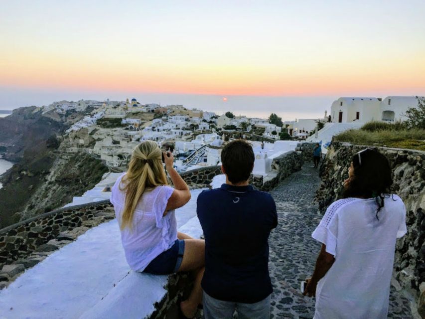 Santorini: Sightseeing Tour With Local Guide - Visiting Wineries and Ruins