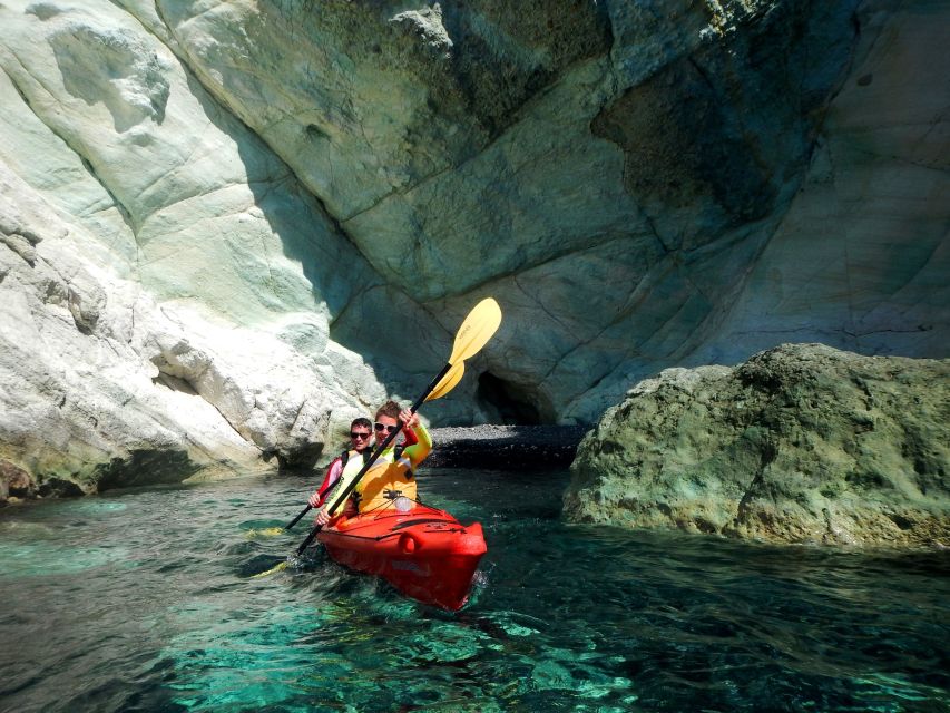 Santorini: Sunset Sea Kayak With Light Dinner - What to Bring