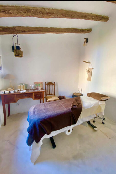 Ses Salines - Magical Life Mallorca: Mediterranean Massage - Private Group Experiences