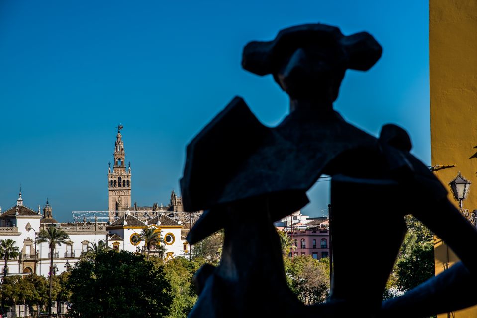 Seville: Alcazar, Cathedral, and Giralda Skip-the-Line Tour - Marvel at the Cathedral