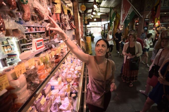 Seville: Triana Market Tour With Tastings - Iberian Ham and Local Cheeses