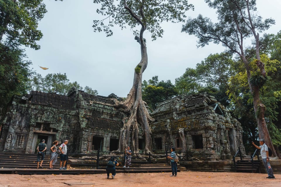 Siem Reap: Angkor Wat Small-Group Full Day Tour and Sunset - Booking Information