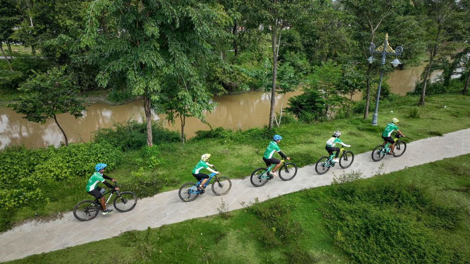 Siem Reap: Morning City Bike Tour With Local Expert - Booking Information