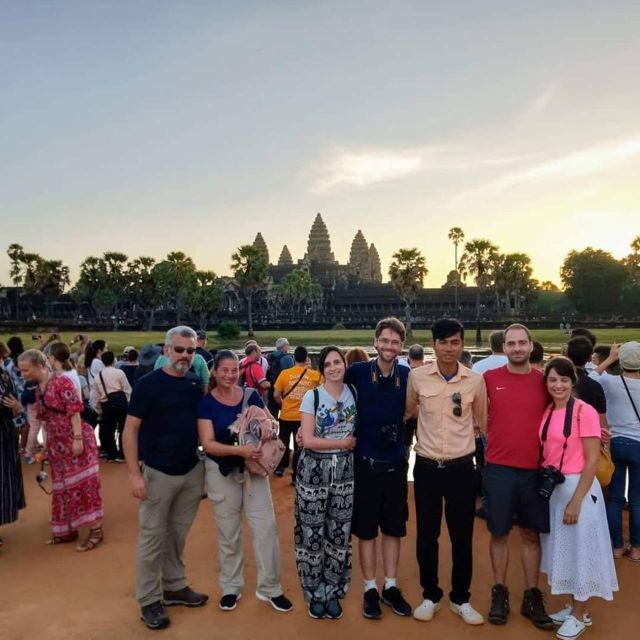 Siem Reap: Small Group Tour 1 Day at Angkor With Sunrise - Booking Process