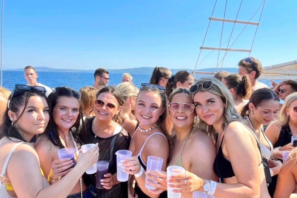 Split: Blue Lagoon Boat Party With Slide, Dj and After Party - Customer Reviews and Ratings