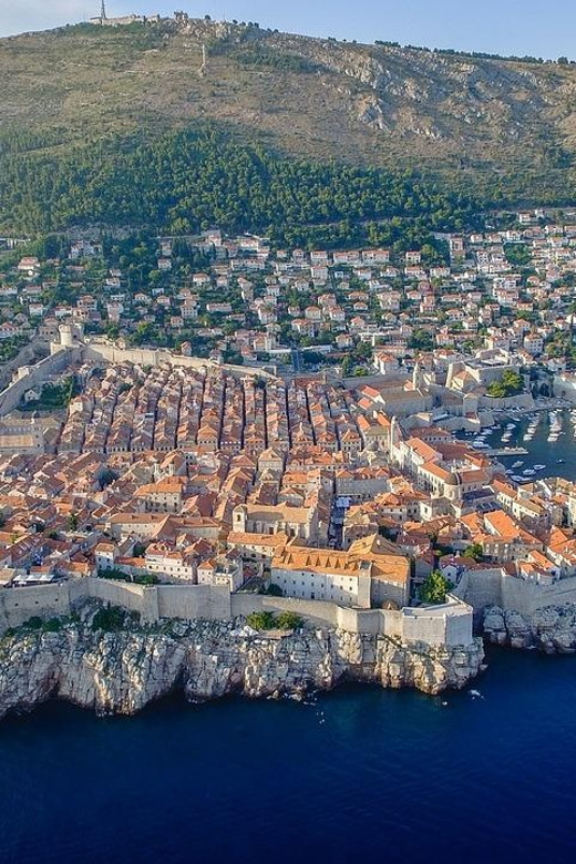 Split/Trogir: Private Luxury Transfer to Dubrovnik City - Frequently Asked Questions