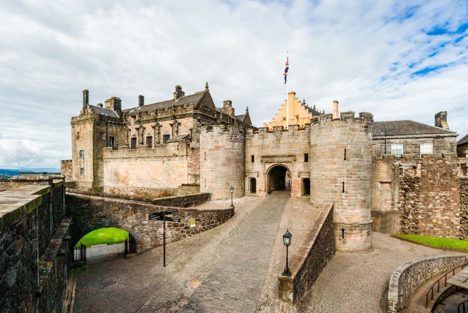 Stirling Castle: Skip-the-Line Guided Tour in Spanish - Customer Feedback