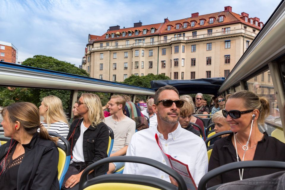 Stockholm: Walking Tour and Hop-on Hop-off Bus Tour - Meeting Point Details