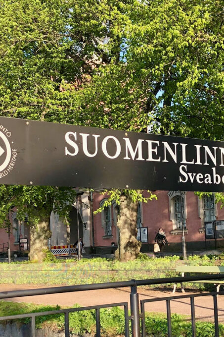 Suomenlinna Tour in French With Doro - Tips for a Great Experience