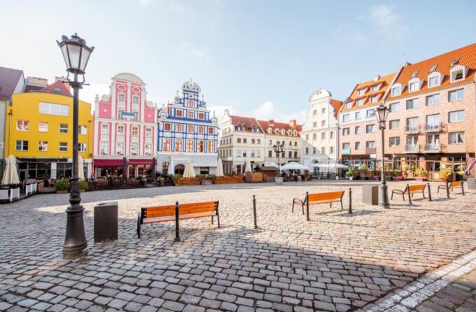 Szczecin Wine Tasting Private Tour With Wine Expert - Expert Guide Credentials