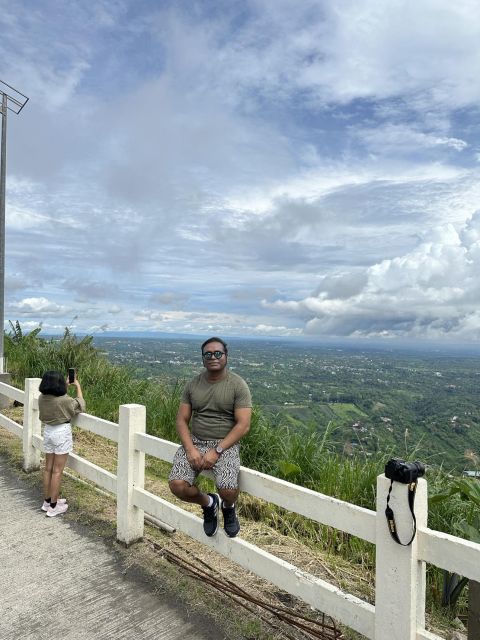 Tagaytay Photo Tour With Private Car - Peoples Park in the Sky