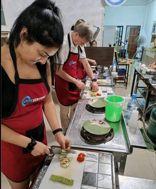 Thai Cooking Class in Chiangmai Thailand - Class Schedule and Options