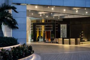 The Ritz-Carlton Bal Harbour, Miami - Nearby Attractions