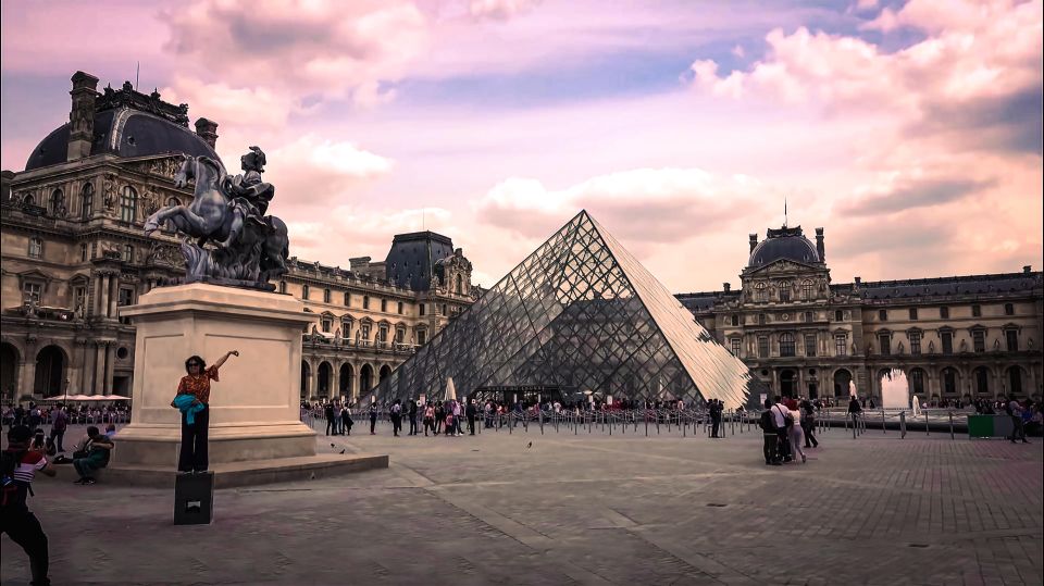 The Ultimate Louvre Experience (Options: Breakfast & Cruise - Optional Breakfast Experience