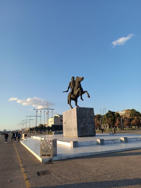 Thessaloniki : Private Welcome Walking Tour With a Local - Explore Local Markets and Cuisine
