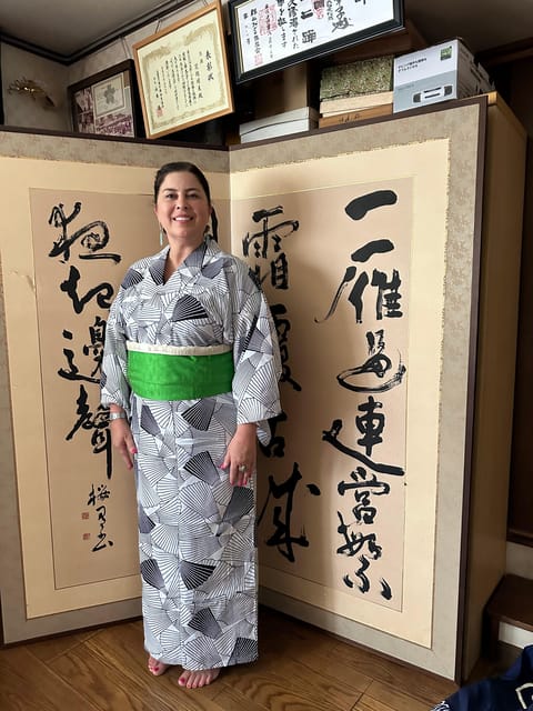 Tokyo: Authentic Japanese Dance Class, Kimono & Souvenirs - Frequently Asked Questions