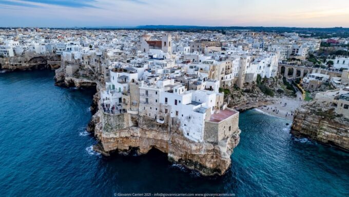 Tour Monopoli, Polignano, Alberobello, and Locorotondo From Bari - Private Group Experience