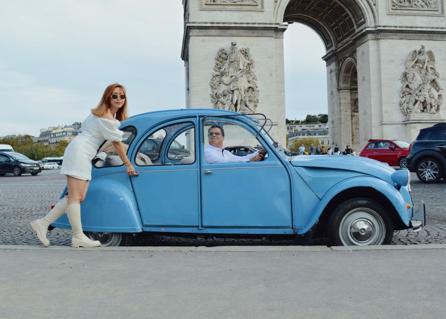 Tour of Paris in Citroën 2CV - What to Expect