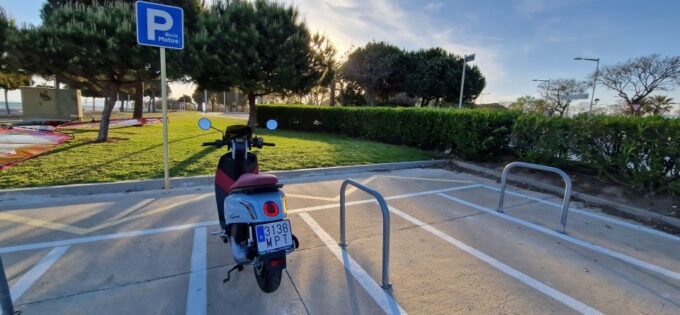 Tour Scooter 125 Guided Cambrils to Red Hills 2h With Pickup - Safety Considerations