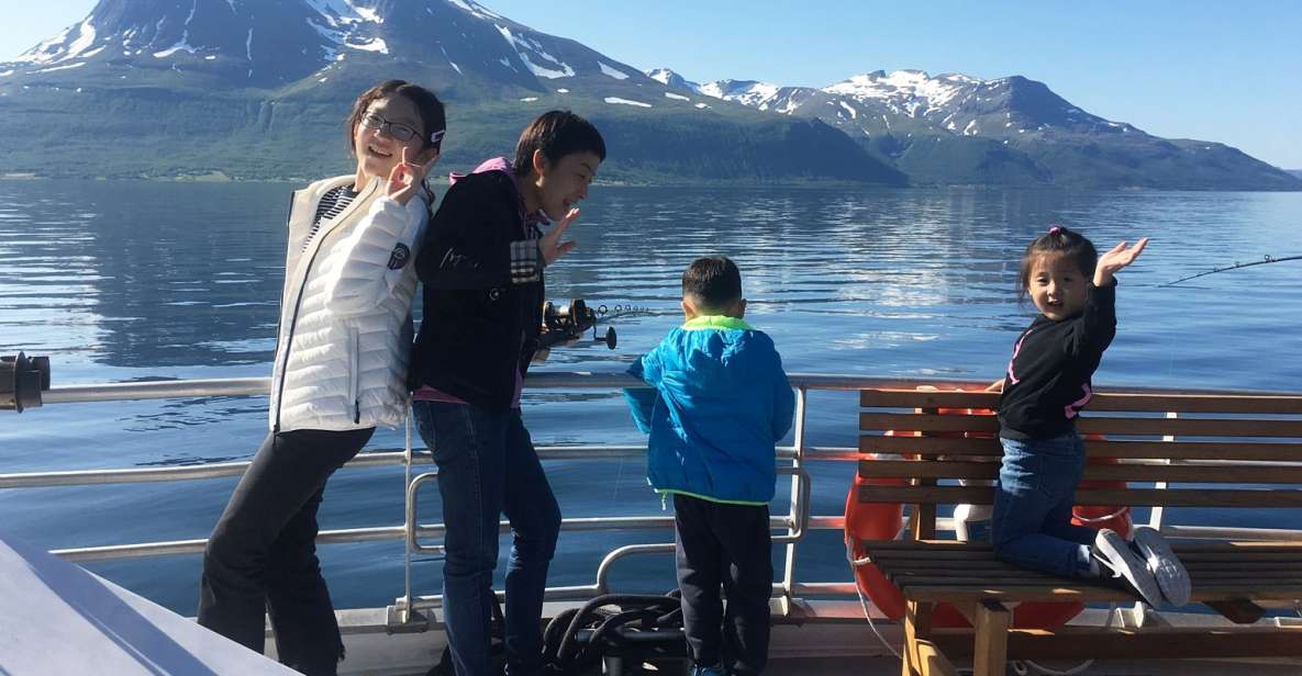 Tromsø: Wildlife Bird Fjord Cruise With Lunch and Drinks - Wildlife Viewing Opportunities