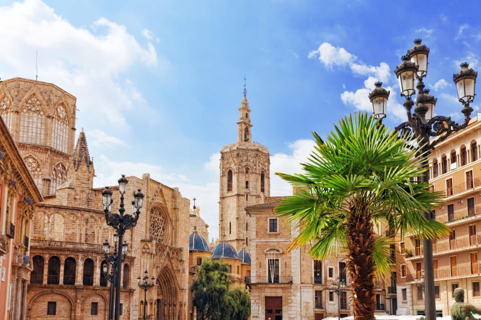 Valencia in 1 Day: Walking Tour - Audioguide in 7 Languages - Exploring Valencias Hidden Gems