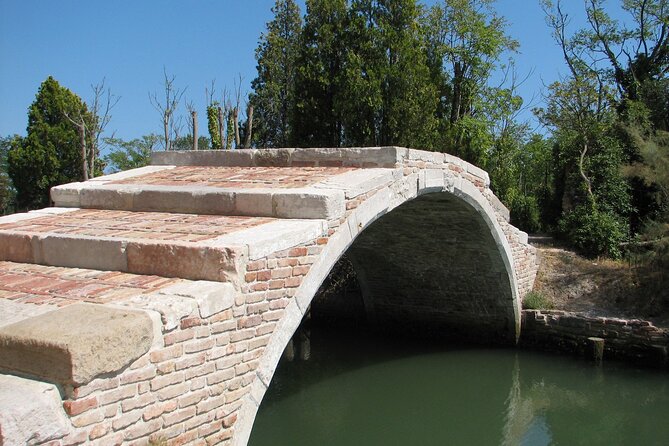 Venice: The Islands of the Lagoon Guided Tour - Visiting Torcello