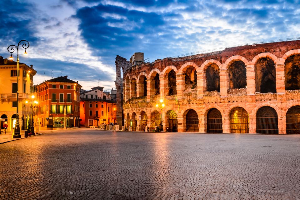 Verona: First Discovery Walk and Reading Walking Tour - Recap