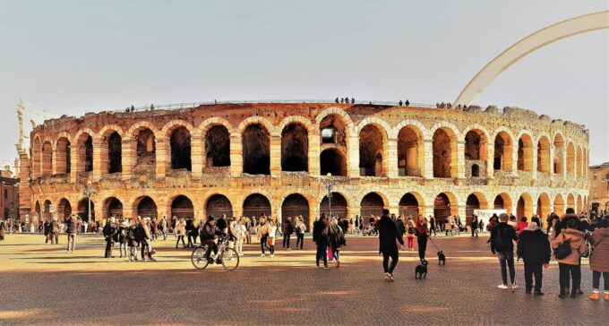 Verona: Interactive Map for a Self-Guided Tour. - Booking and Availability Details