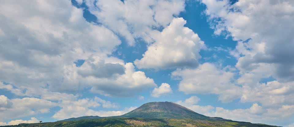 Vesuvius National Park Transfer - Hiking Vesuvius