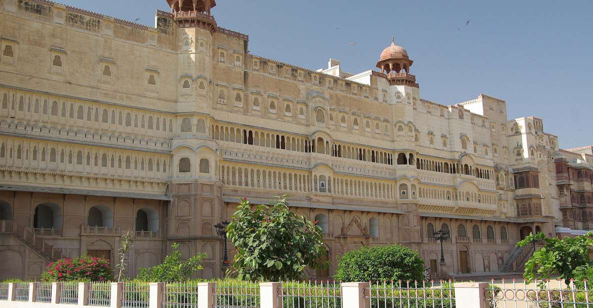 Visit Bikaner in Private Car With Guide Service - Tips for Travelers