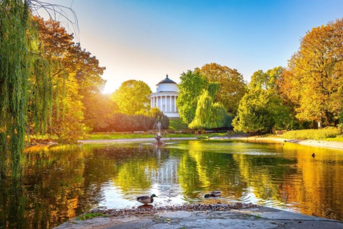 Warsaw: Express Walk With a Local in 60 Minutes - Frequently Asked Questions