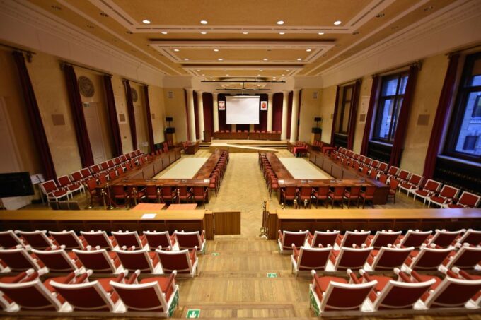 Warsaw: Palace of Culture & Warsaw City Center Private Tour - Frequently Asked Questions