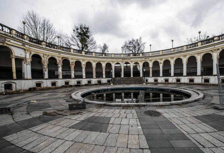 Wroclaw: Guided Walking Tour of Fortress Wroclaw (2 Hours) - Nearby Attractions